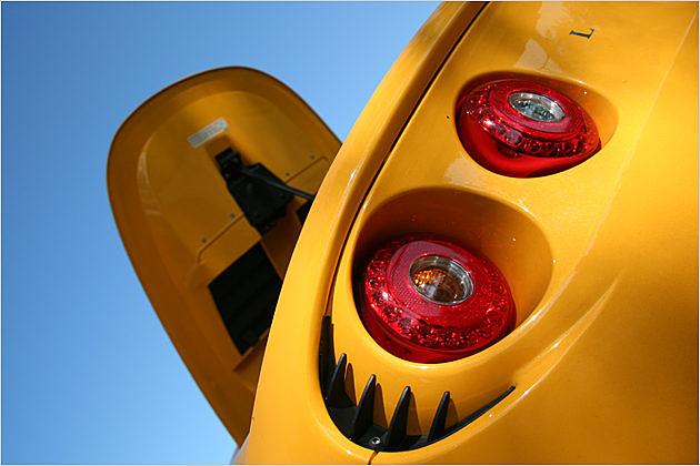 Ab Modelljahr 2007 mit LEDs: Die runden Heckleuchten der Elise