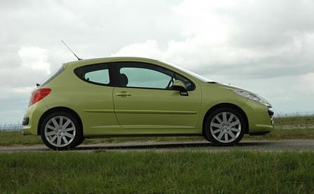 Peugeot 207 1.6 16V THP