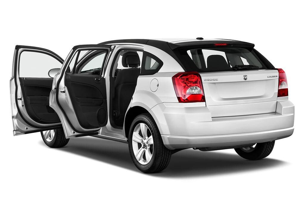 Dodge Caliber (Baujahr 2010) SXT 5 Türen Tür geöffnet