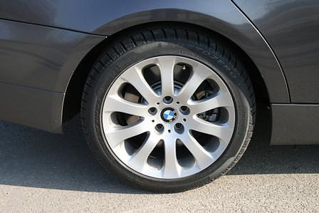 Vergleich Audi A4 3.0 TDI vs. BMW 330xd