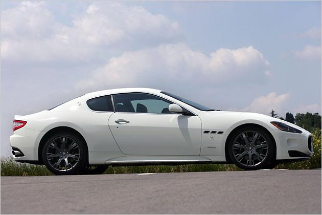 Der GranTurismo S ist knapp 4,90 Meter lang