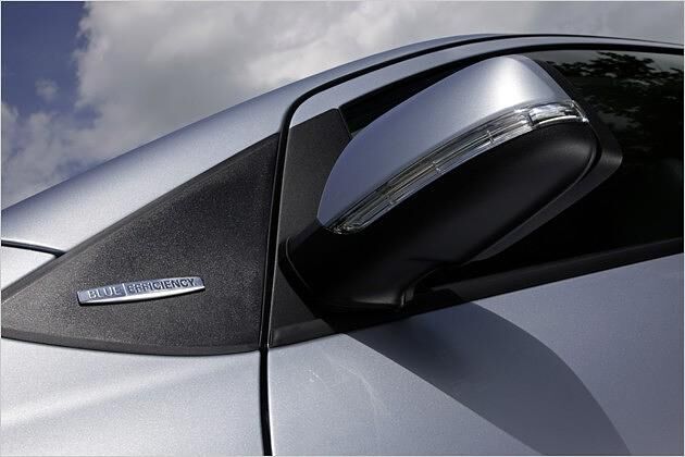 "BlueEfficiency" heißt die neue Spritsparlinie von Mercedes