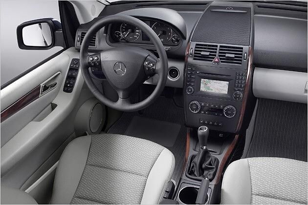 Sehr geräumig: Die Kabine des Mercedes A 160 CDI BlueEfficiency