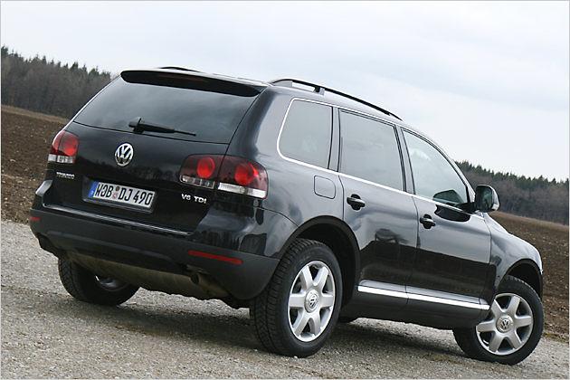 Der Touareg verfügt serienmäßig über einen permanenten Allradantrieb
