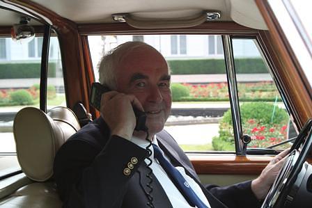 Wolfgang Wöstendieck und sein Mercedes S 600 Pullman