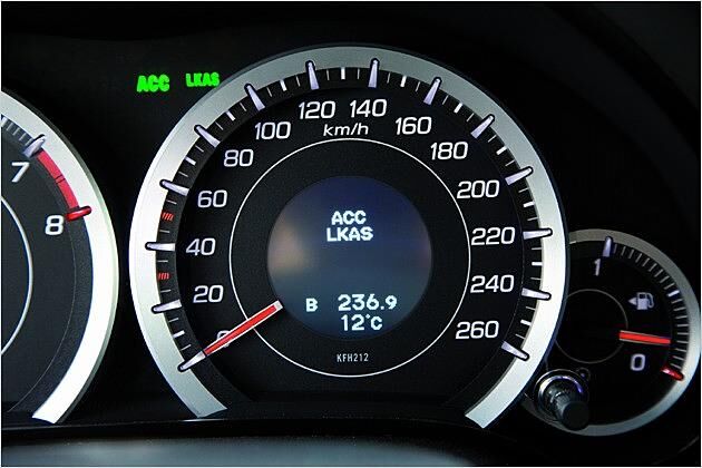 LKAS: Lane Keeping Assist System (Spurhalteassistent)