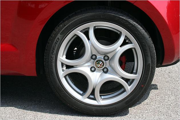 Felgen im Alfa-typischen Design