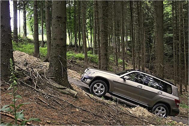 Beim Anfahren am Berg hilft ein Assistent, der das Auto für 0,7 Sekunden hält