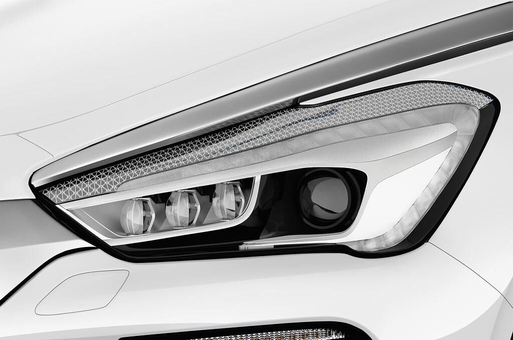 DS DS5 (Baujahr 2016) - 5 Türen Scheinwerfer