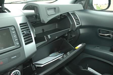 Peugeot 4007