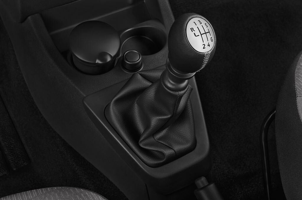 Dacia Lodgy (Baujahr 2012) Laurï¿½ate 5 Türen Schalthebel