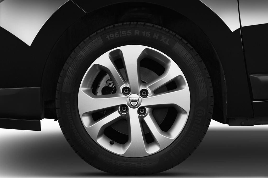 Dacia Lodgy (Baujahr 2012) Laurï¿½ate 5 Türen Reifen und Felge