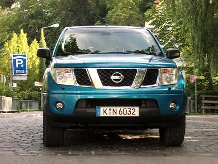 Nissan Narava