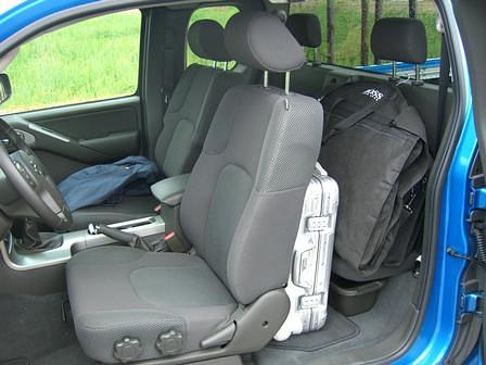 Nissan Narava