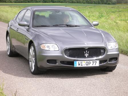 BMW M5 - Maserati Quattroporte (0001)