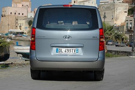 Hyundai H-1