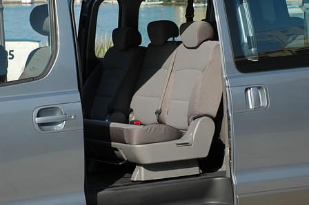 Hyundai H-1