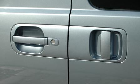 Hyundai H-1