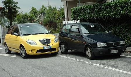 Der Lancia Ypsilon Sport Momo Design und sein Urahn