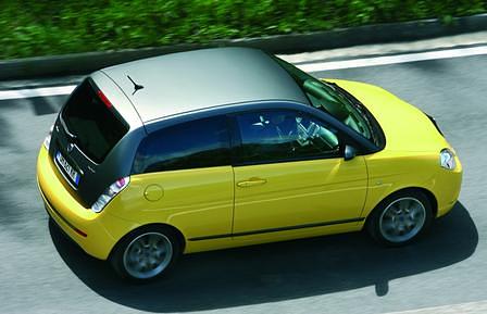 Lancia Ypsilon Sport Momo Design