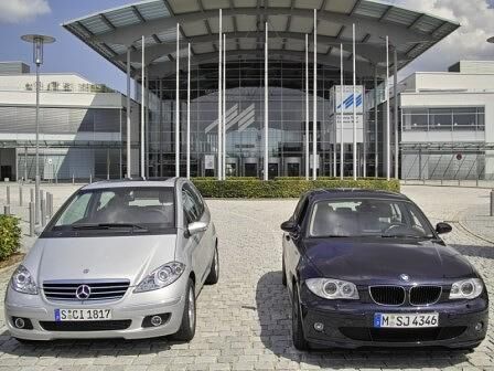 BMW 116i gegen Mercedes A 170