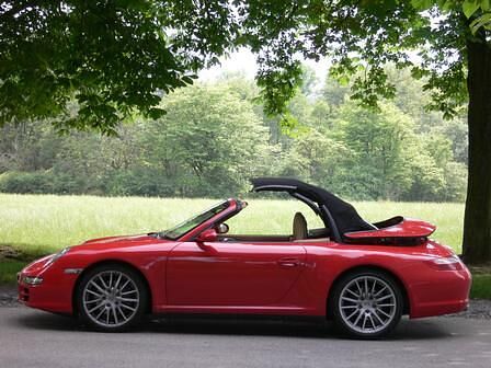 Porsche 911 Carrera 4 Cabriolet