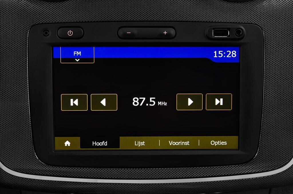 Dacia Sandero (Baujahr 2017) Stepway 5 Türen Radio und Infotainmentsystem
