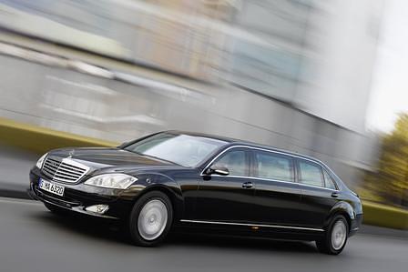 Reportage: Mercedes S 600 Pullman - Außen hart - innen weich Reportage: Mercedes S 600 Pullman - Außen hart - innen weich