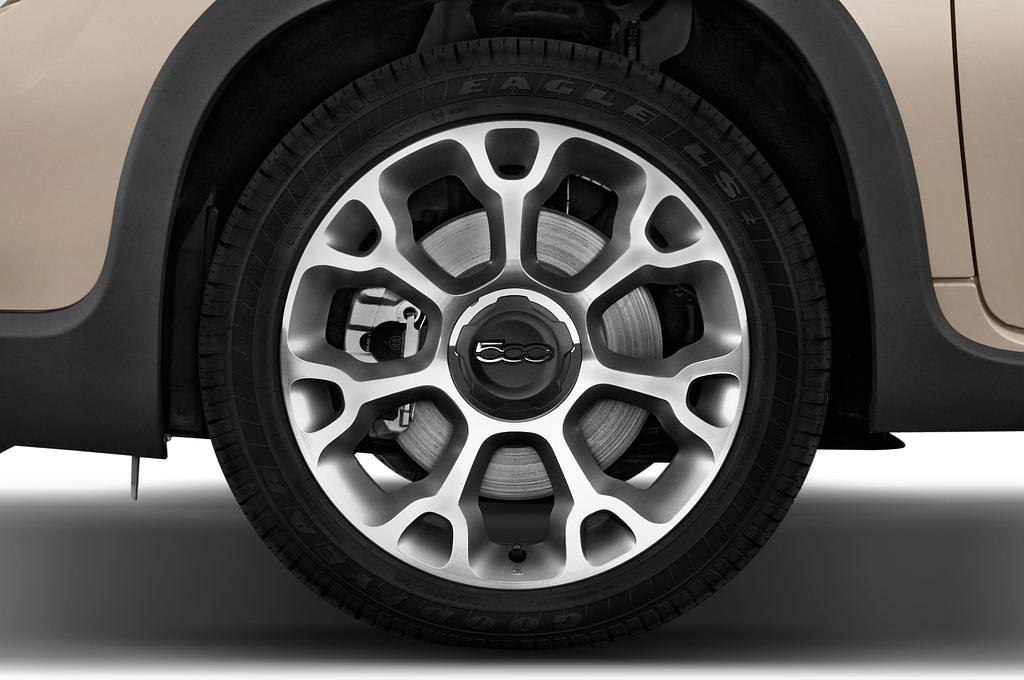 FIAT 500L (Baujahr 2014) Trekking 5 Türen Reifen und Felge