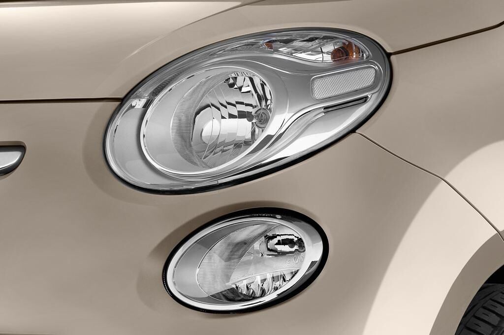 FIAT 500L (Baujahr 2015) Lounge 5 Türen Scheinwerfer
