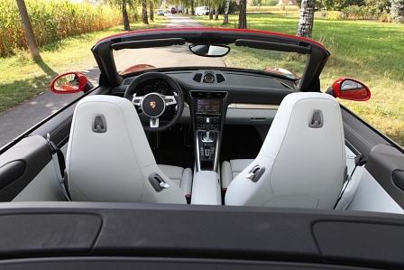 Porsche 911 Carrera Cabrio 2012