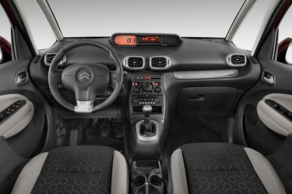 Citroen C3 Picasso (Baujahr 2011) Exclusive 5 Türen Cockpit und Innenraum