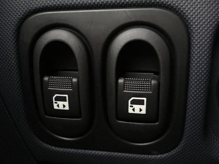 Peugeot 1007