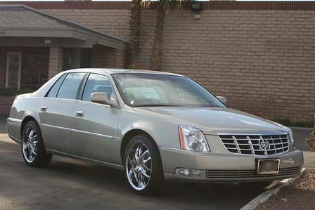 Cadillac DTS