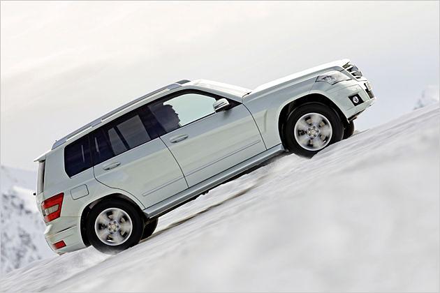 Auch im Sinne der G-Klasse: Der GLK ist für ein SUV sehr geländegängig