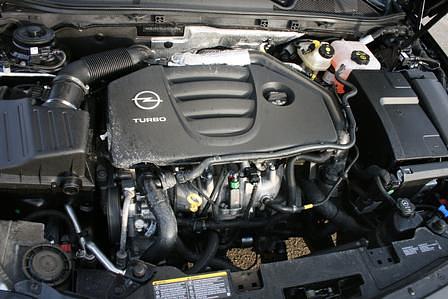 Opel Insignia 2.0 Turbo