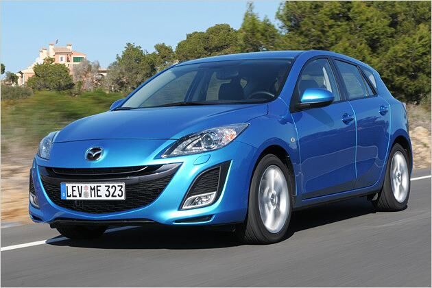 Der neue Mazda 3 (im Bild die Sportversion) wird im Frühsommer zu den Händlern kommen