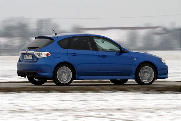Die Impreza-Karosserie leistet sich keine unnötigen Design-Spielereien