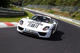 Porsche 918 Spyder - Entspannung im Hinterteil