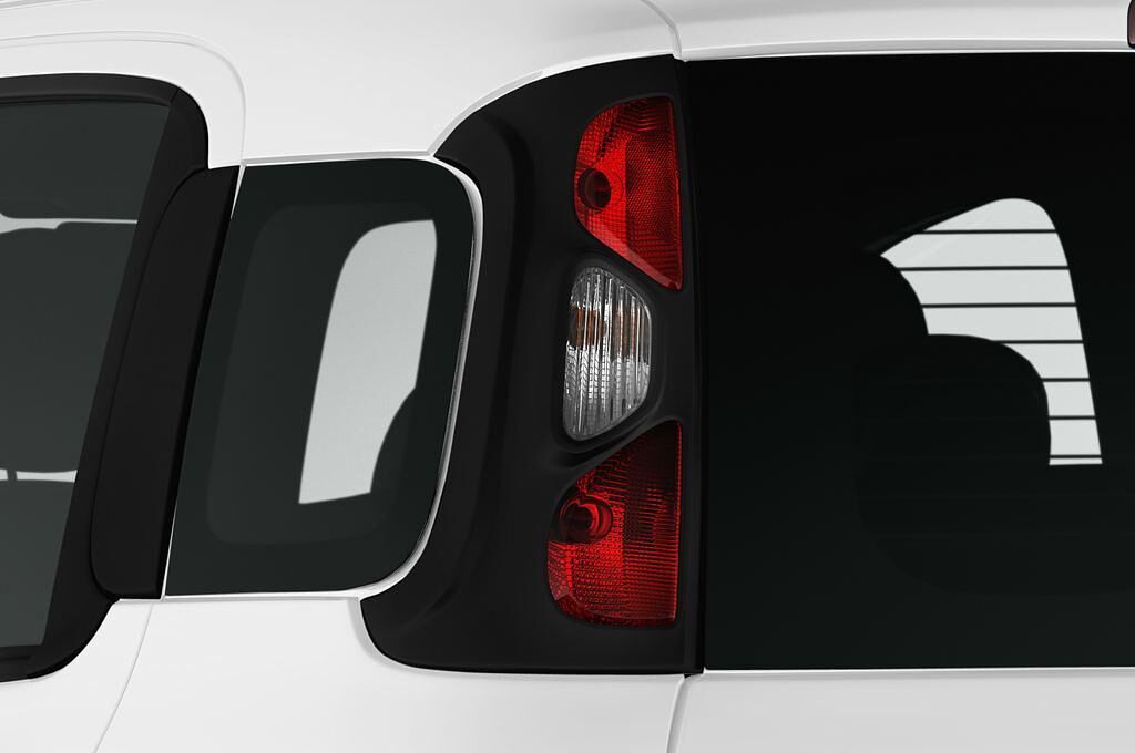 FIAT Panda (Baujahr 2017) Cross 5 Türen Rücklicht