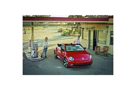 Weltpremiere auf der L.A. Auto Show: Beetle Cabrio in guter Tradition Weltpremiere auf der L.A. Auto Show: Beetle Cabrio in guter Tradition
