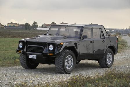 Lamborghini LM 002