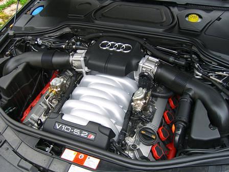 Audi S8