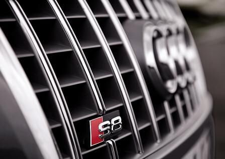 Audi S8