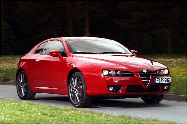 Als 1.8 TBi kostet der Brera 28.950 Euro, für den Spider sind 31.950 Euro zu bezahlen