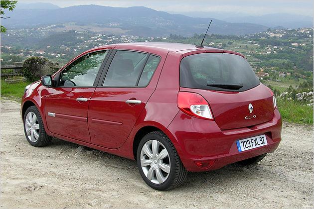 Optisch wurde der Kleinwagen stärker an das aktuelle Renault-Design angepasst