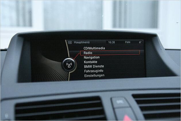 Das iDrive-System lässt sich jetzt intuitiver steuern
