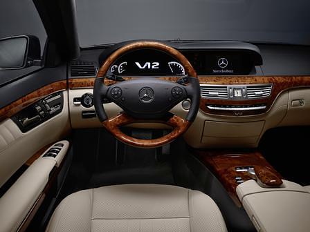 Mercedes-Benz S600