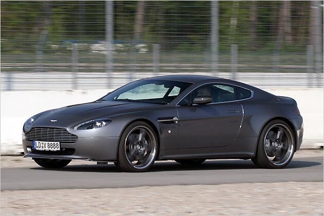 In unter fünf Sekunden beschleunigt das Sportcoupé auf Tempo 100