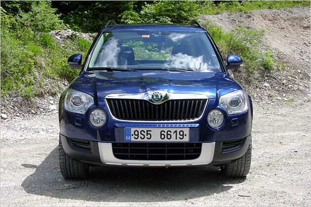 Die runden Scheinwerfer sollen an Rallye-Leuchten erinnern
